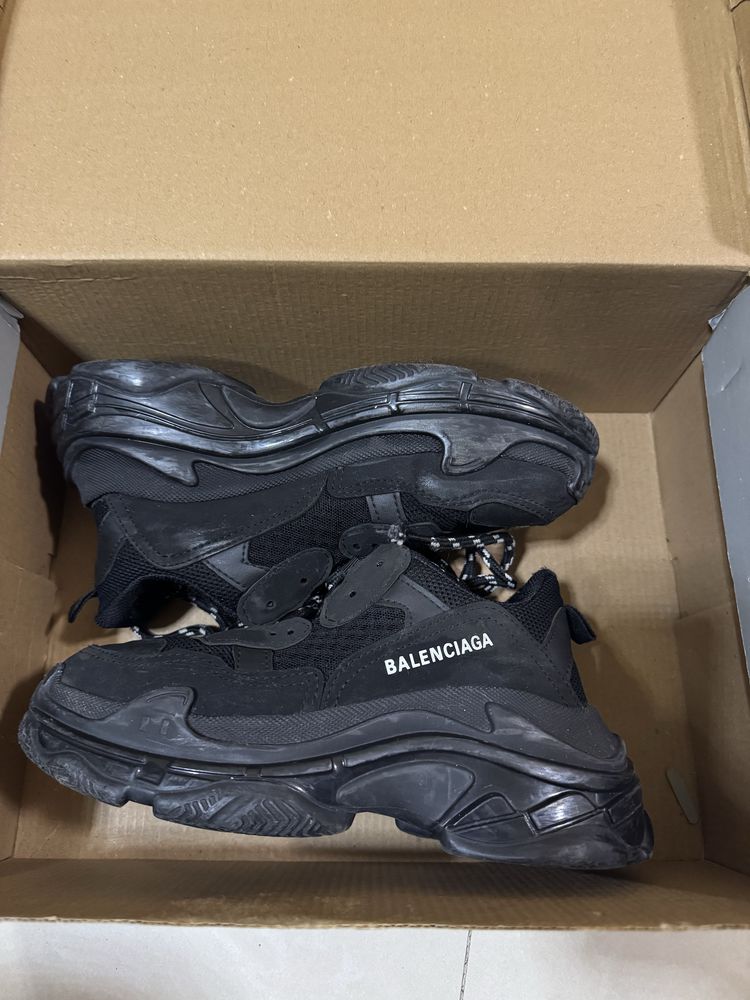 Balenciaga 36 маратонки