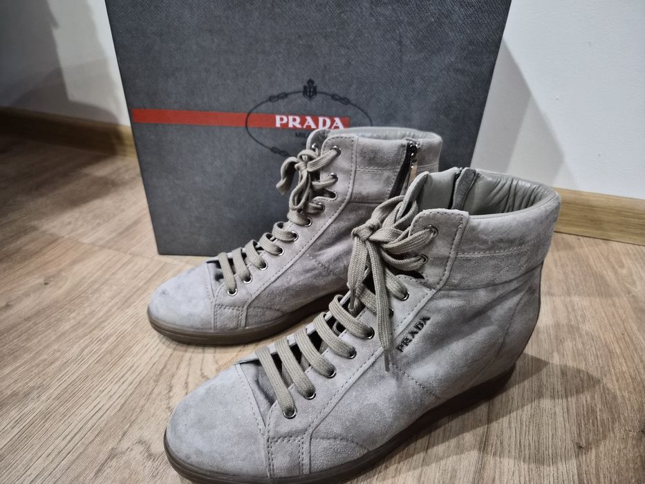 Оригинални боти на Prada