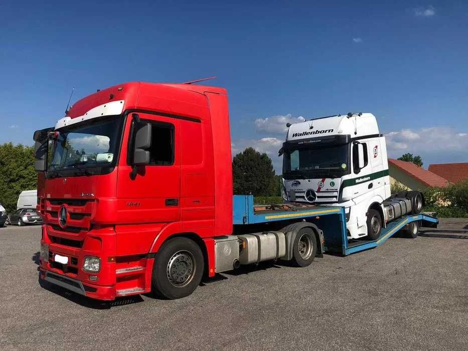 Vand trailer fara cap tractor pt transport camioane,utilaje.