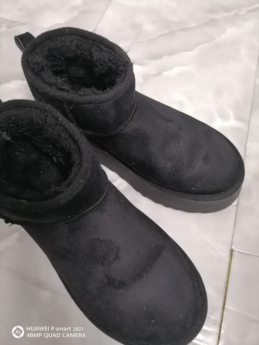 Ghete Ugg mărimea 41. Trendyol.