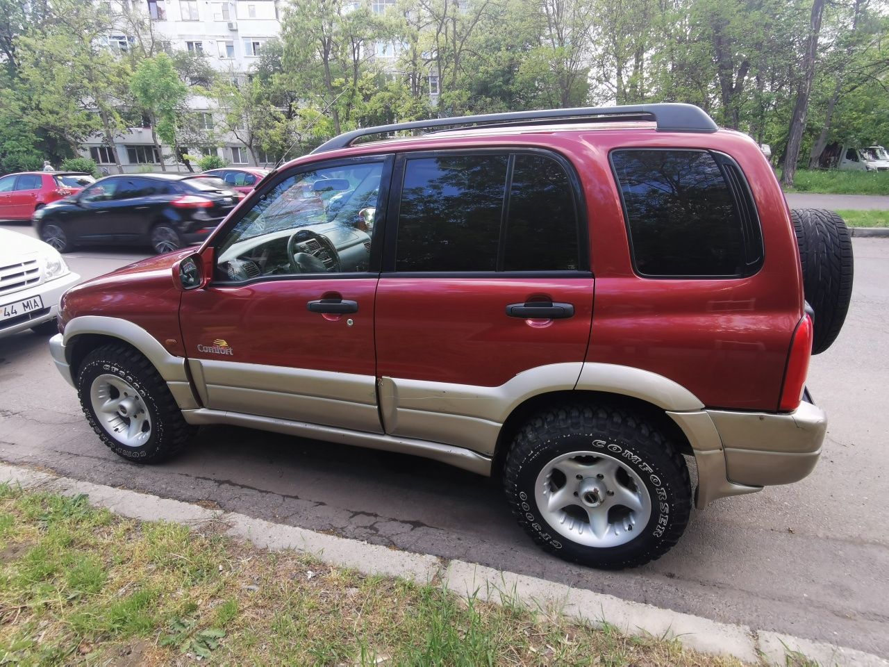 Suzuki Grand Vitara 2.5 v6 benzina + GPL, Webasto și AC