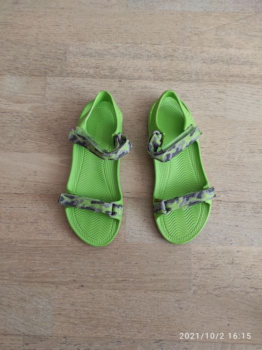 Sandale sport din spuma