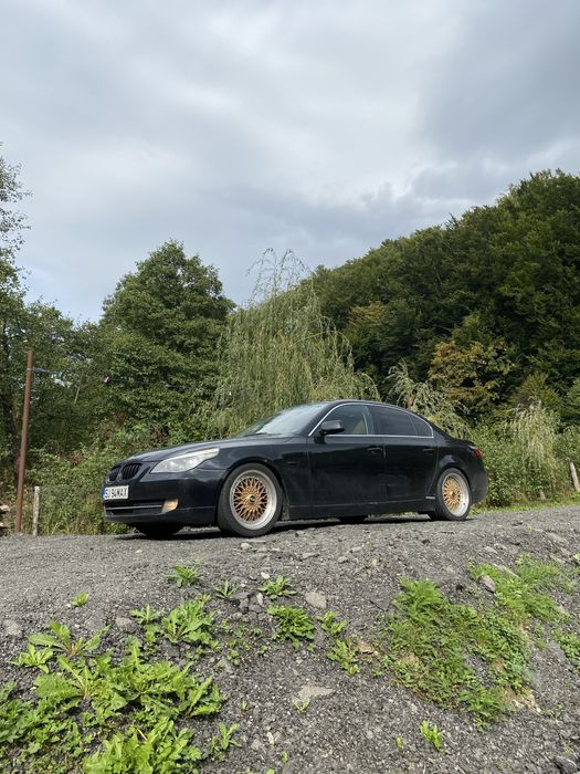 Vând BMW 520d e60 FL 2009