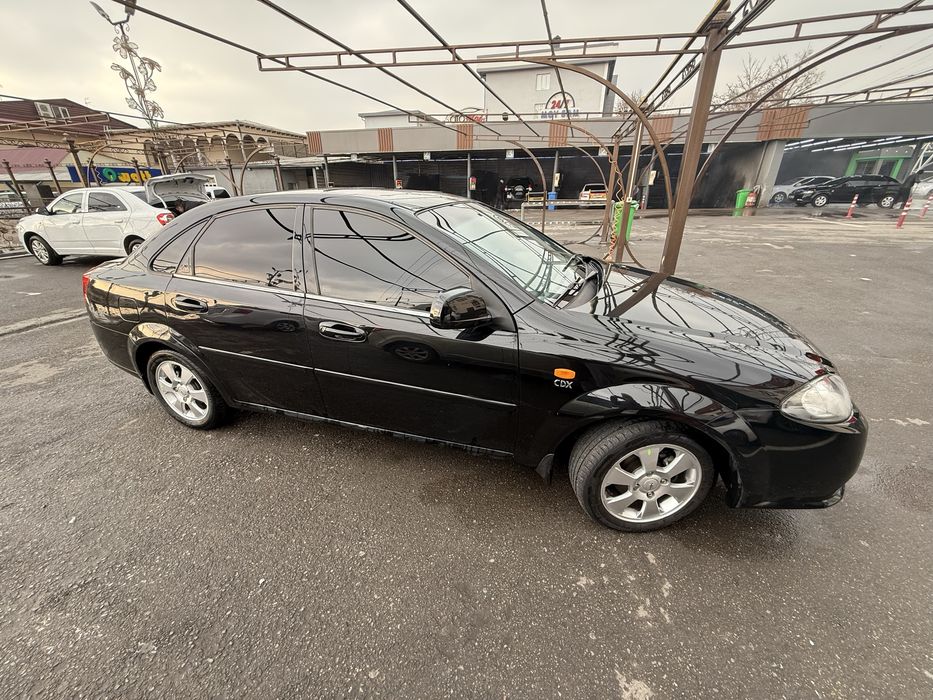 Lacetti 1.8 gentra qilingan naxt arenda