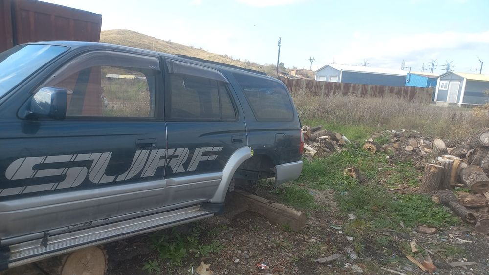 Продам на запчасти Toyota Hilux Surf