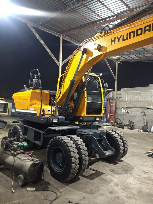 Hyundai Robex 140-w