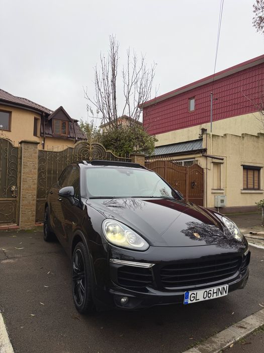 Porsche Cayenne 3.0 Benzină S E-Hybrid 416 CP. 2015