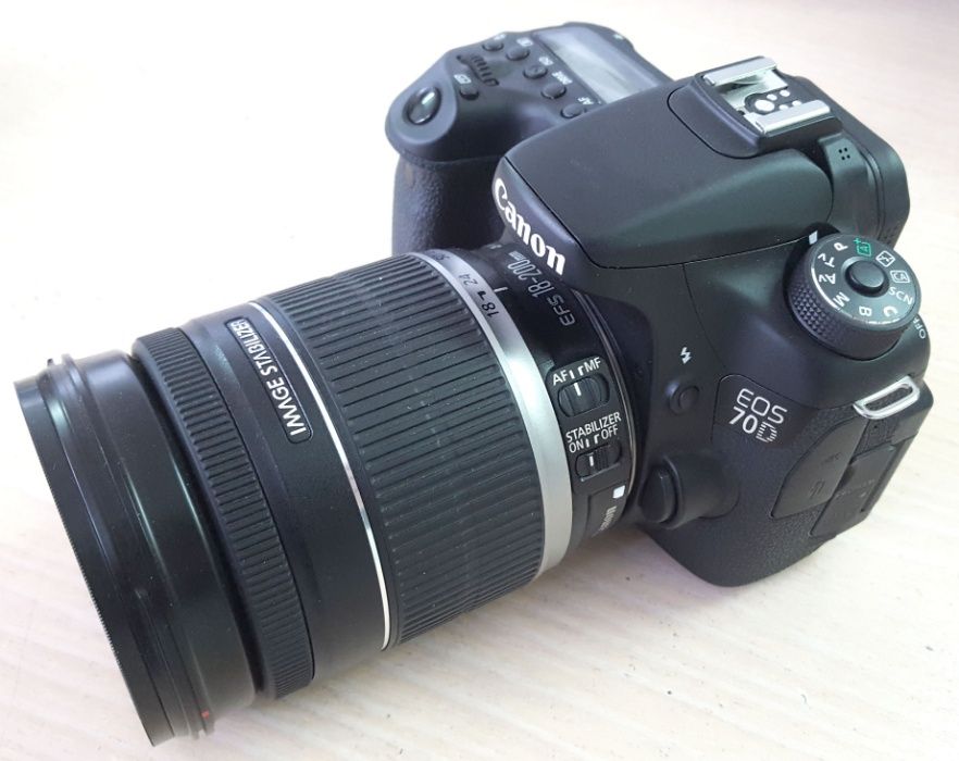 Продам фотоаппарат Canon 70D