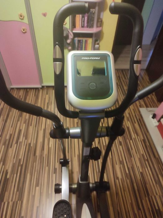 Bicicletă eliptică electrică PRO-FORM