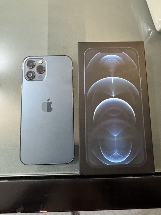 iPhone 12 Pro Max – 128 GB, син цвят (Pacific Blue).