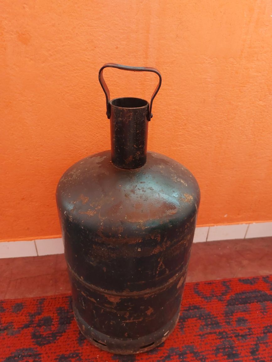 Arzător funcționată de pe butelie gaz