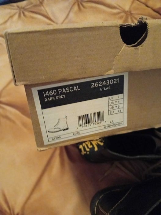 Dr. Martens 1460 Pascal Atlas Ghete masura Eu-41 piele gri inchis