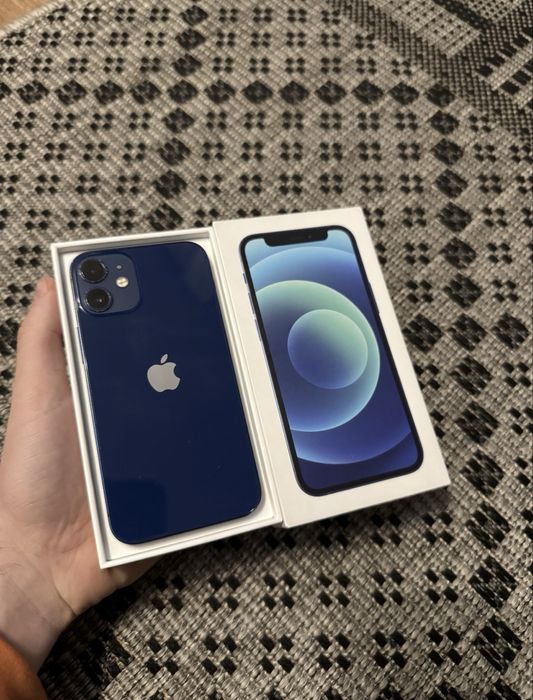 Продам iPhone 12 64гб