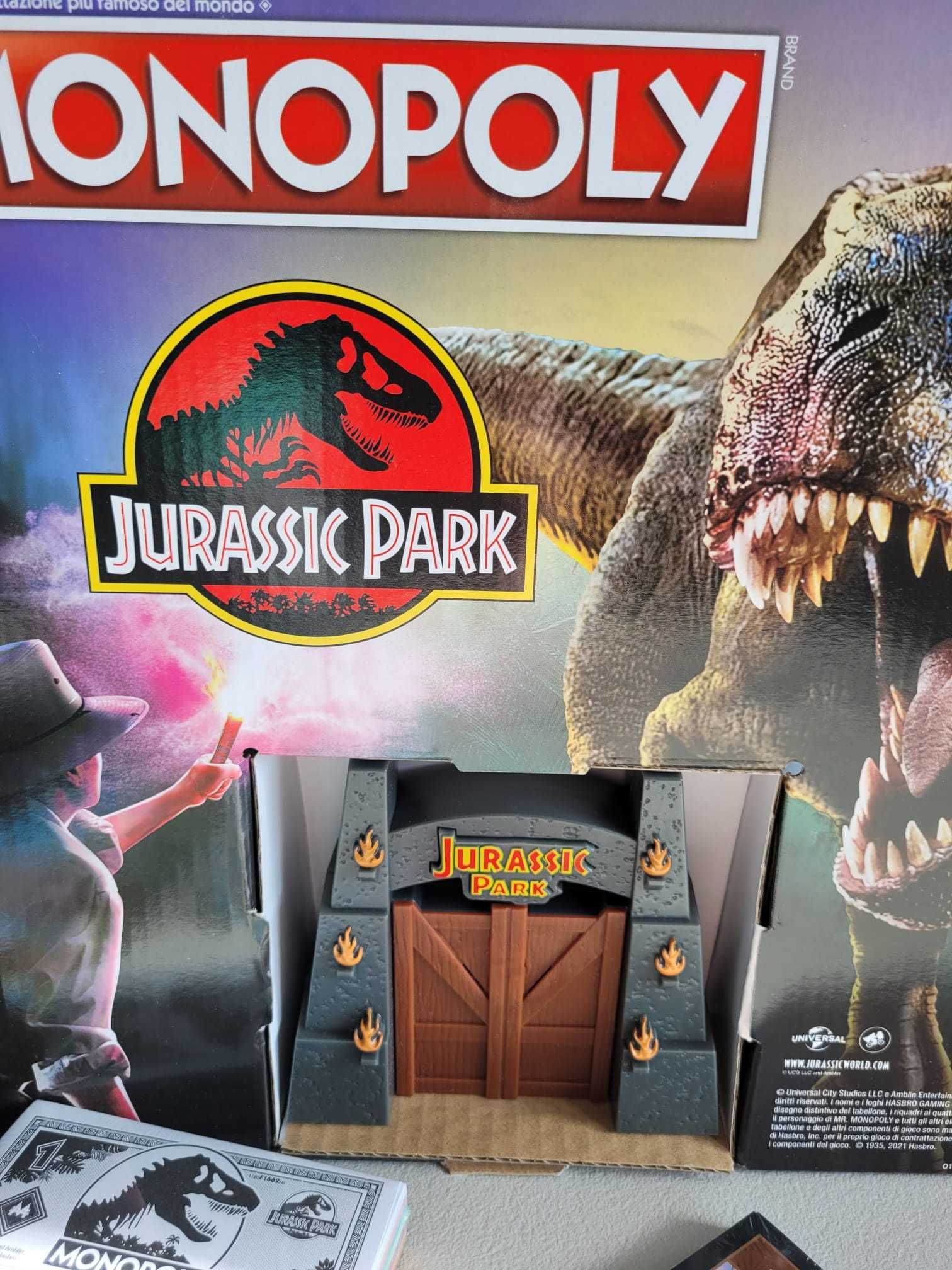 Joc de societate Monopoly: Jurassic Park - Versiune in Italiana