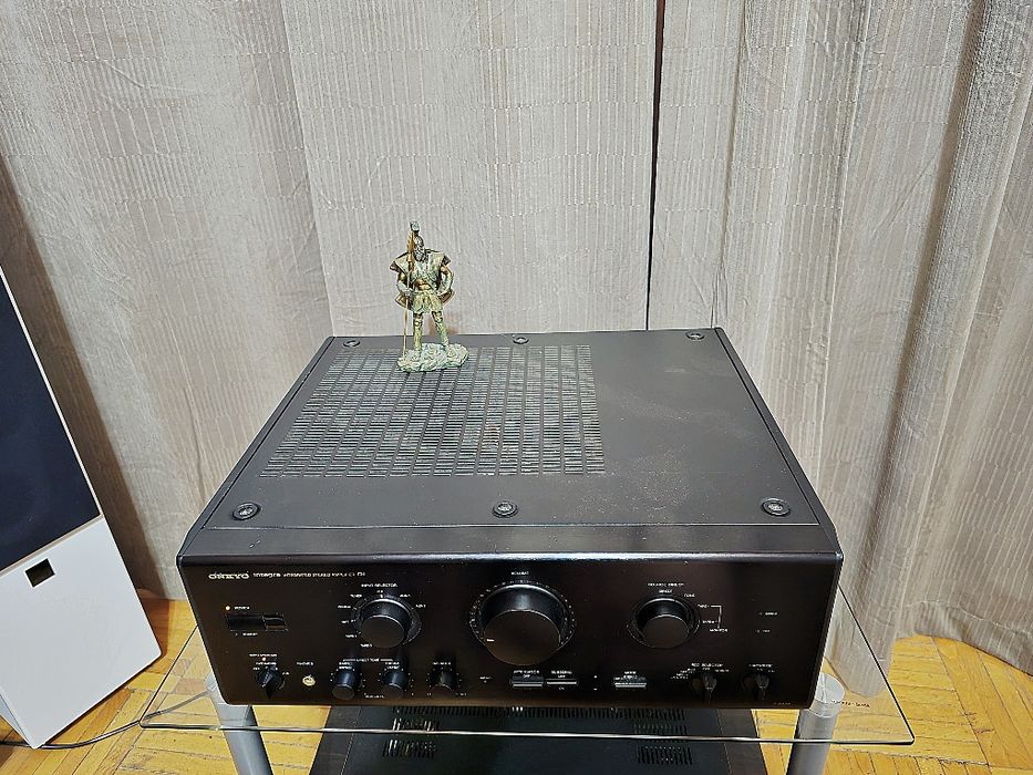 Onkyo Integra A-8870 – Amplificator Stereo High-End