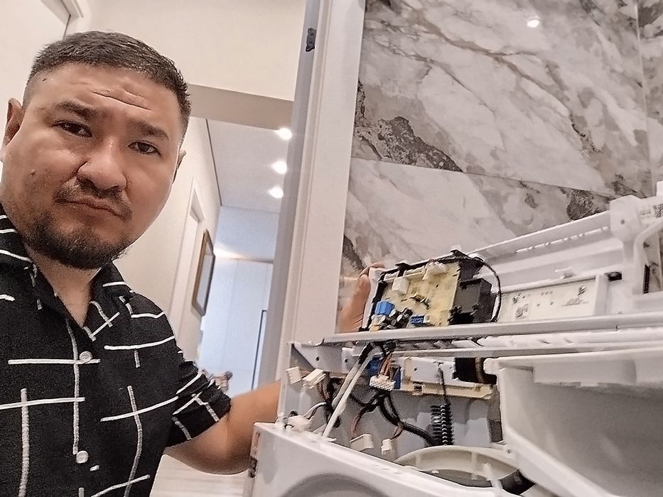 Ремонт стиральных машин , посудомоечных , сушильных Ремонт холодильник