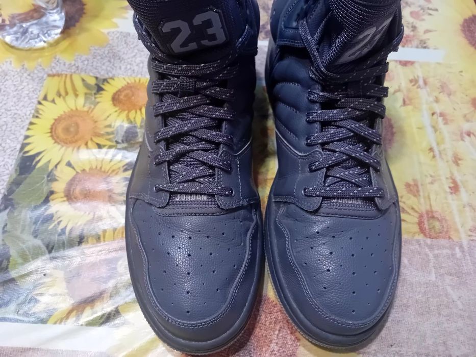 Найк Air Jordan-кожен кец 45 номер-оригинален