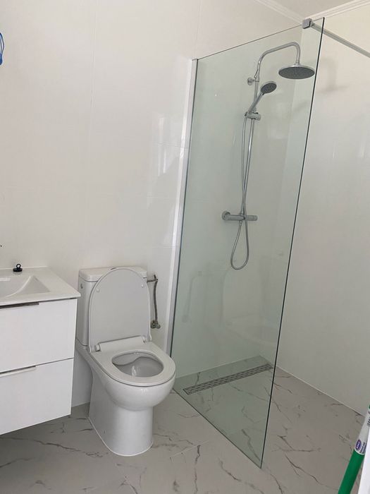 Vand casa la cheie in livada de Bihor