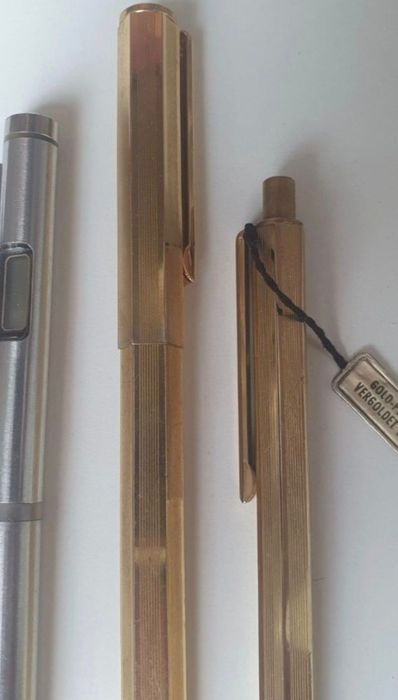 Amnar cu pix si ceas cu pix