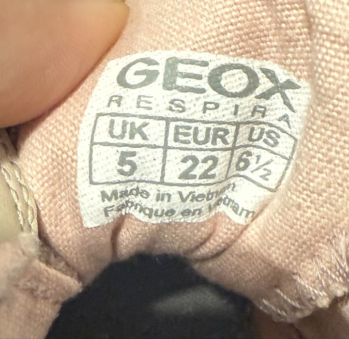 Adidasi Geox, nr 22, putin purtati, fara defecte