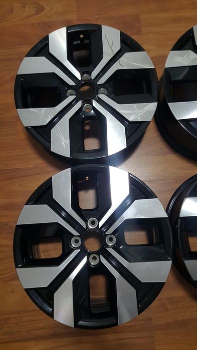 JanteRenaultClioCapturZoeLoganSanderoJoggerLodgyDokkerNissanMicra4X100