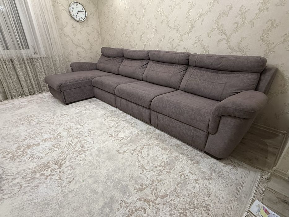 Продам диван для гостинной