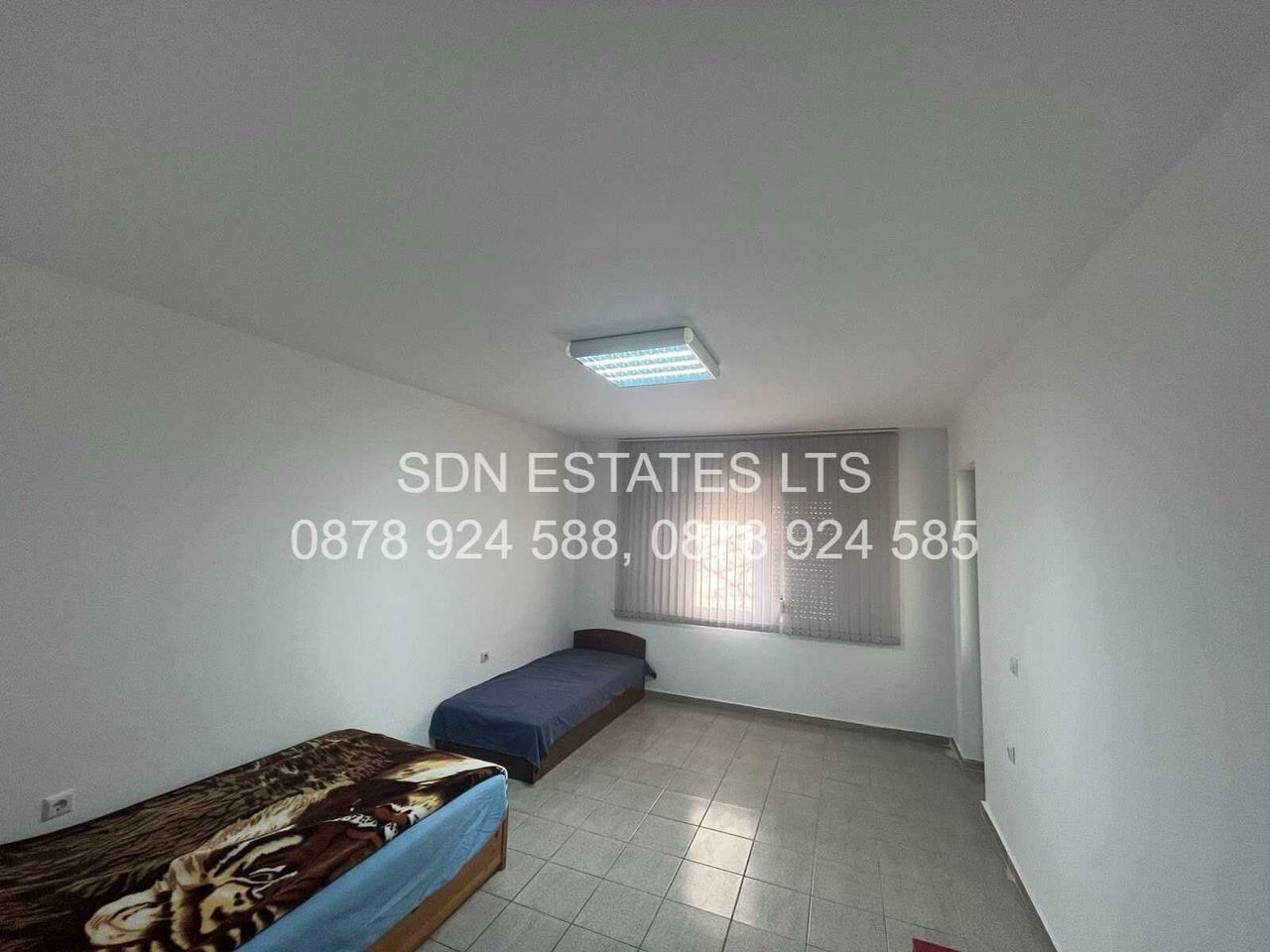 Продава се Магазин в Казанлък - 70 кв.м за 620 €/кв.м - Снимка #3