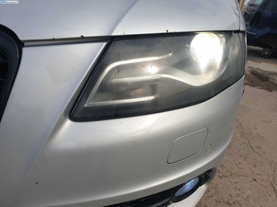 Far Stanga Bi Xenon cu Lupa si LED Audi A4 B8 NFL Non Facelift 2008 - 2012 Cod 8K0941003D [K2305]