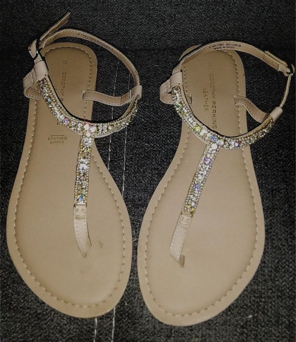 Sandale cu pietricele fara toc