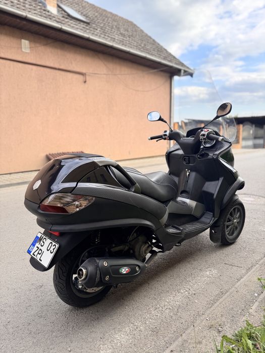 Piaggio MP3 250