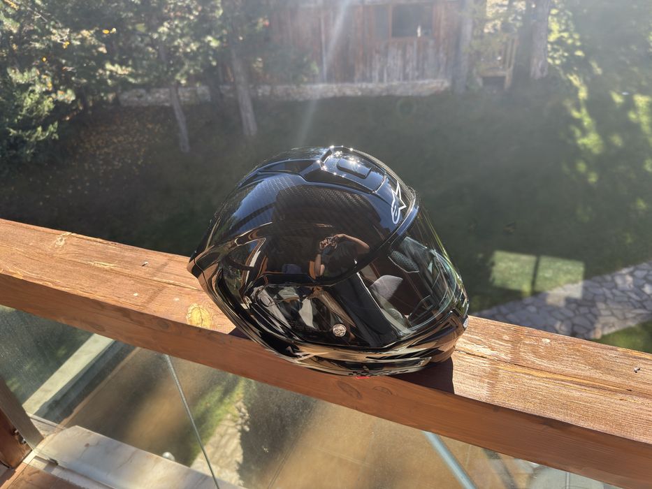 Чисто нова AlpineStars Supertech r10 Solid Helmet Black Carbon