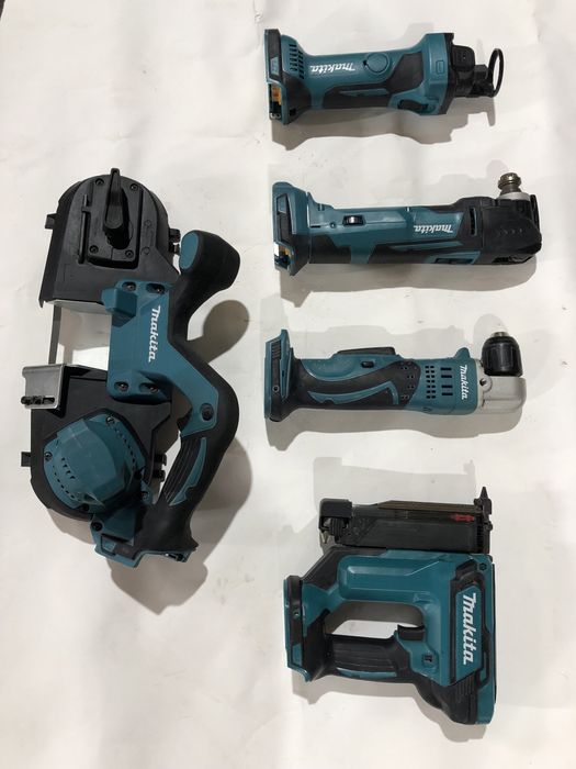 *Vand set scule Makita aproape noi fara acumulatori.