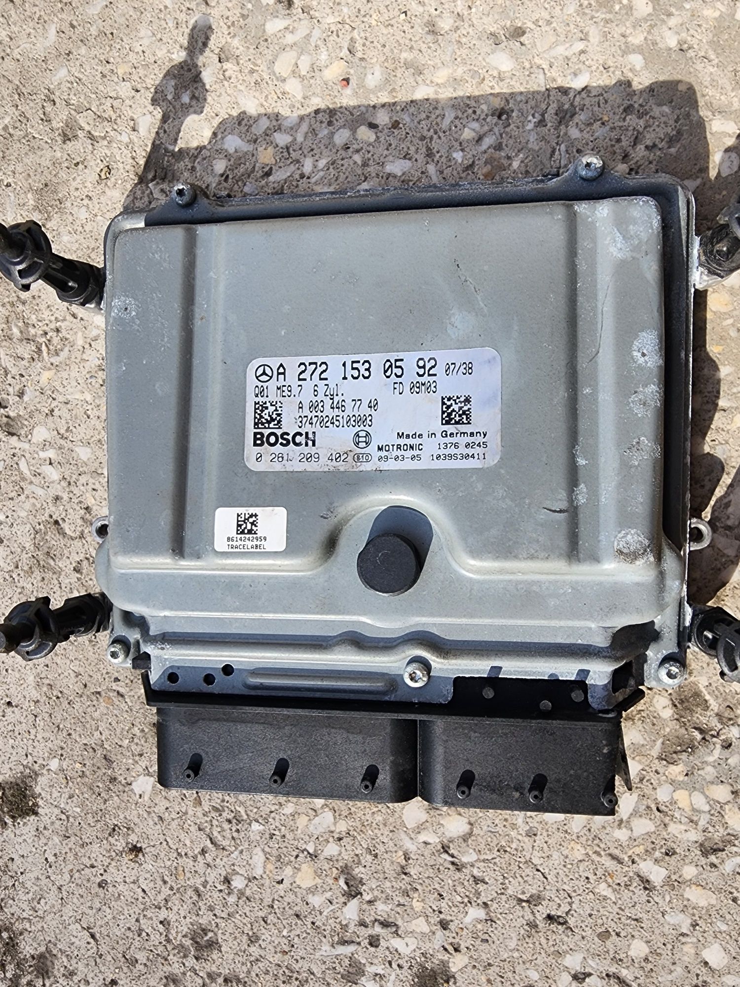 Компютър мерцедес ц350 м272