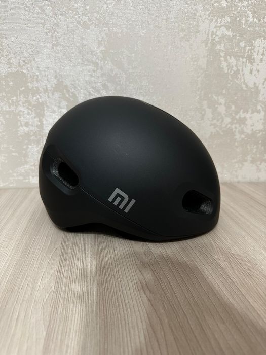 Велосипедный шлем от Xiaomi || MI Commuter Helmet
