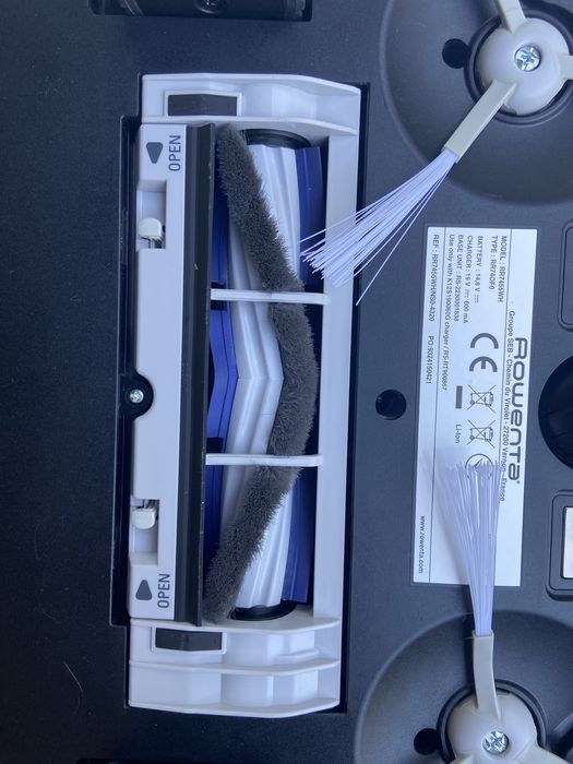 Aspirator robot Rowenta cu functie mop