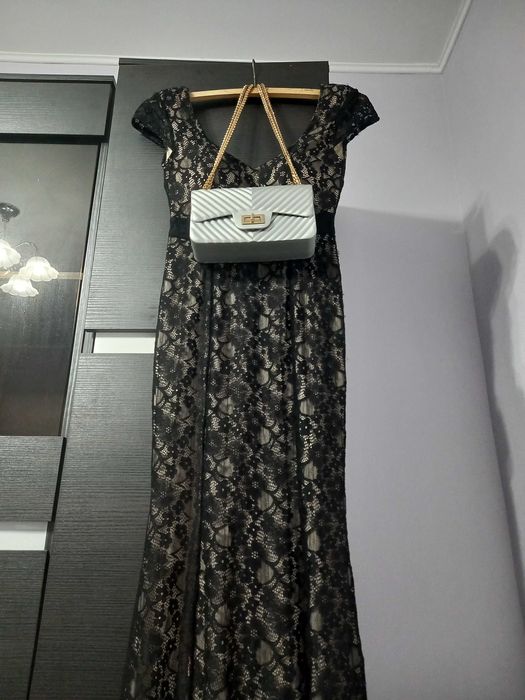 Rochie lunga evenimente