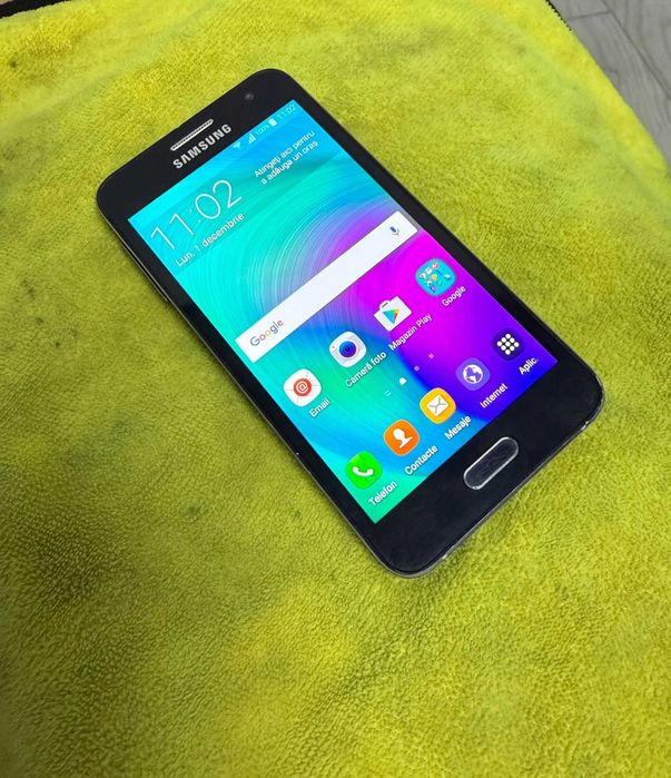 Samsung Galaxy A3 SM-A300FU - 16 Gb impecabil -liber orice retea