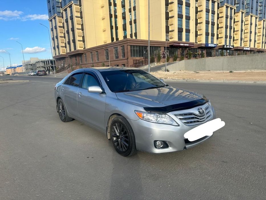 Toyota camry 45 ….