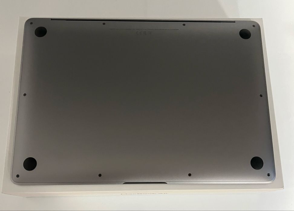 Macbook Air 13’ M1 chip