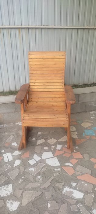 Кресло-качалка продам