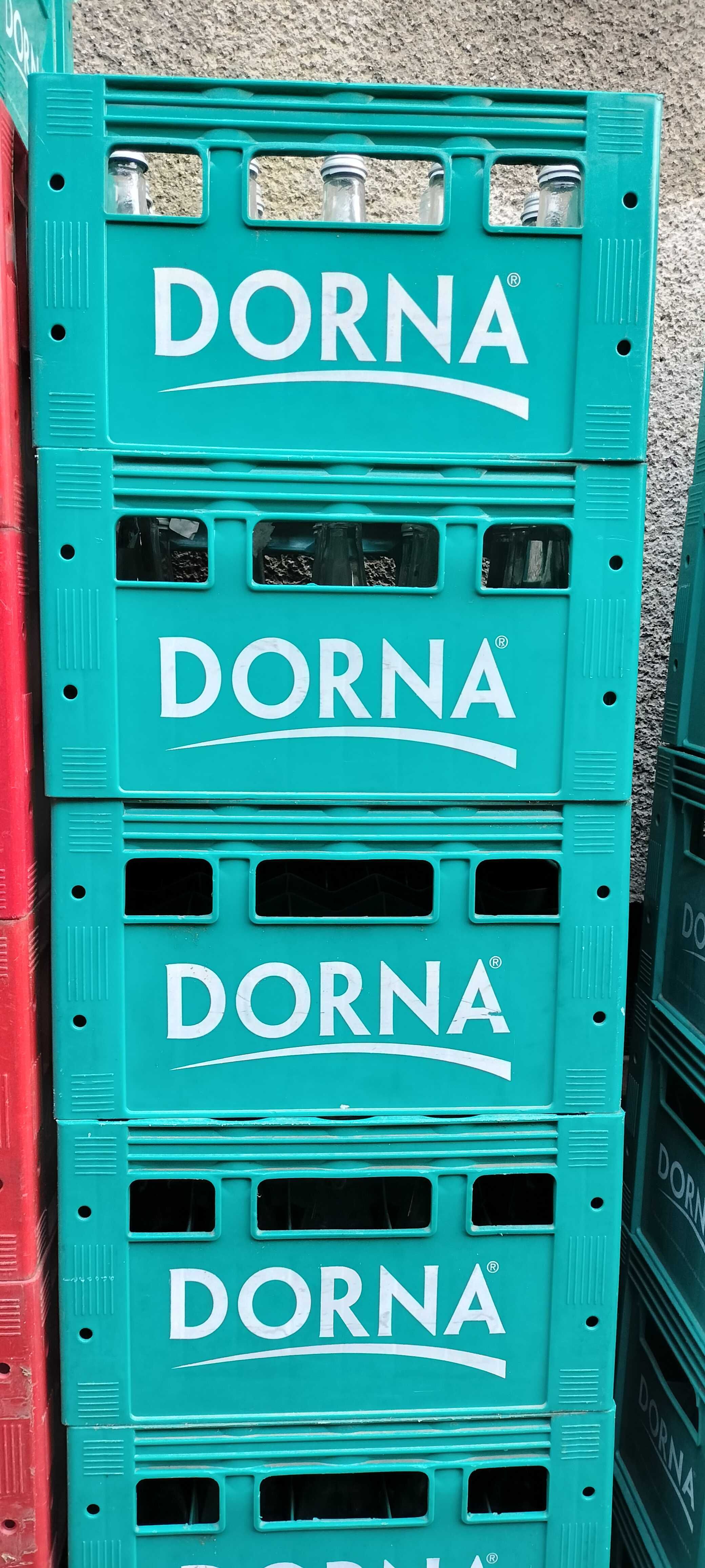 Vand lazi cu sticle Dorna si Coca Cola
