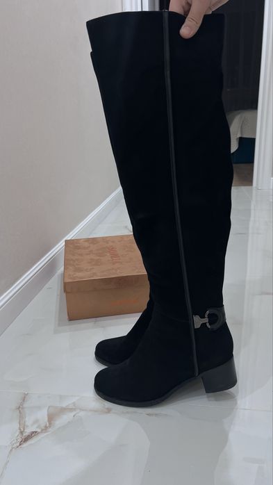 Продам зимние сапоги