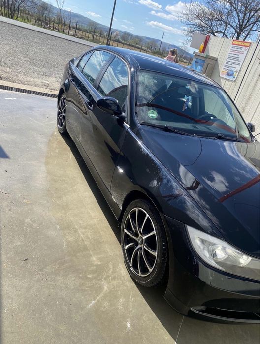 Vand sau schimb BMW 318i