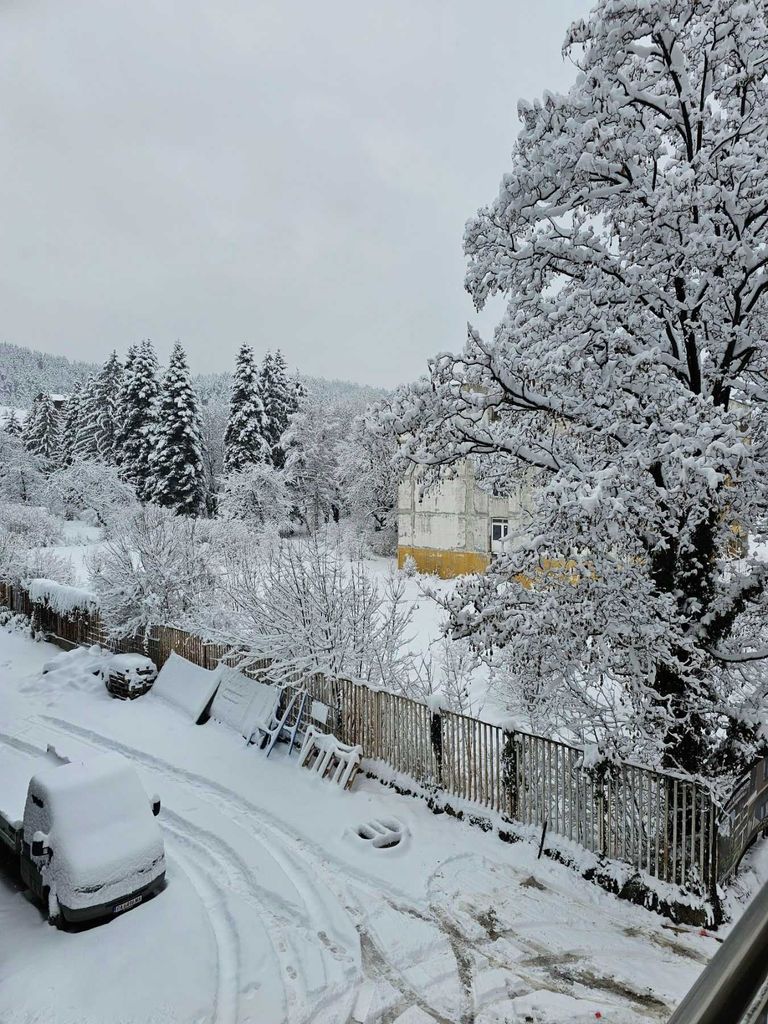 Продава се Тристаен апартамент в Велинград - 86 кв.м за 1551 €/кв.м - Снимка #14