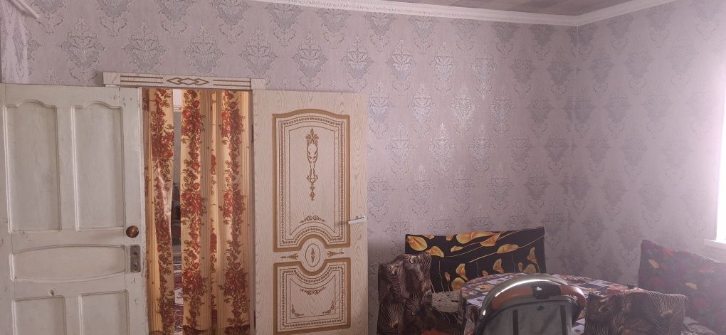 Дом продаётся в центре города