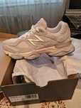 Продавам мъжки маратонки New balance 9060 FLV