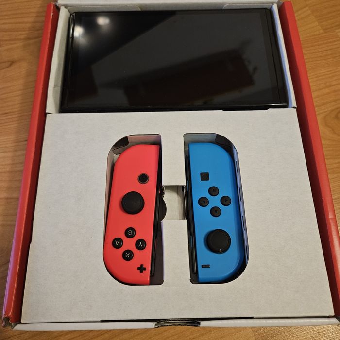 Nintendo Switch OLED, stare foarte bună