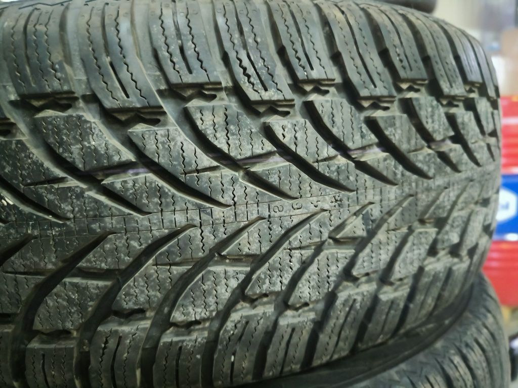 Зимни Гуми NOKIAN WR SUV 4 215/55 R18.