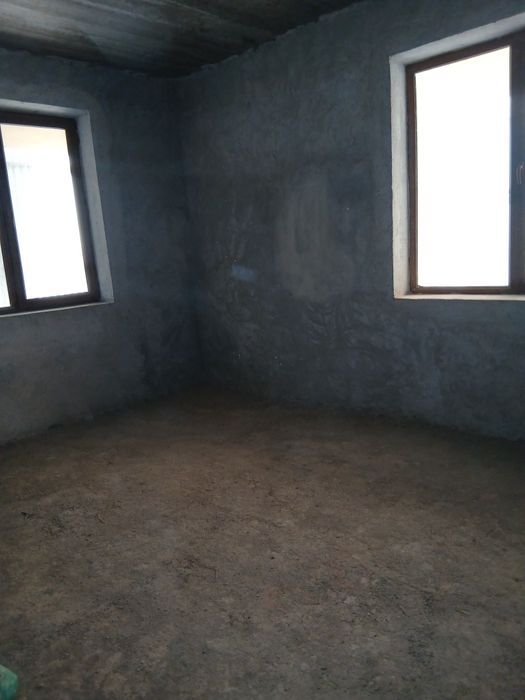 Самарканд, Рудакий кучасида  кадастри бор 2 хонали квартира сотилади