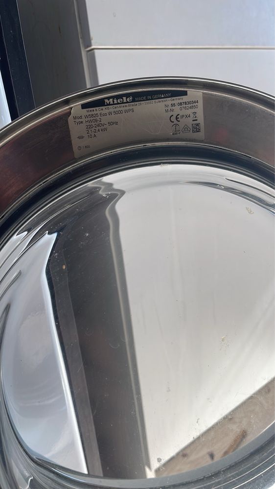 miele w 5825 eco w 5000 wps 1600 оборота / пчелна пита - обслужена